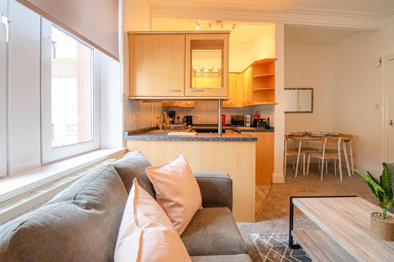 Largs Coastal Apartment Exterior foto